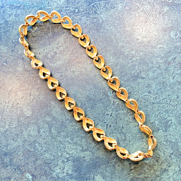 Vintage Napier Gold Plated Choker Necklace Textured Dimensional Chain Links 16" - Picture 5 of 9